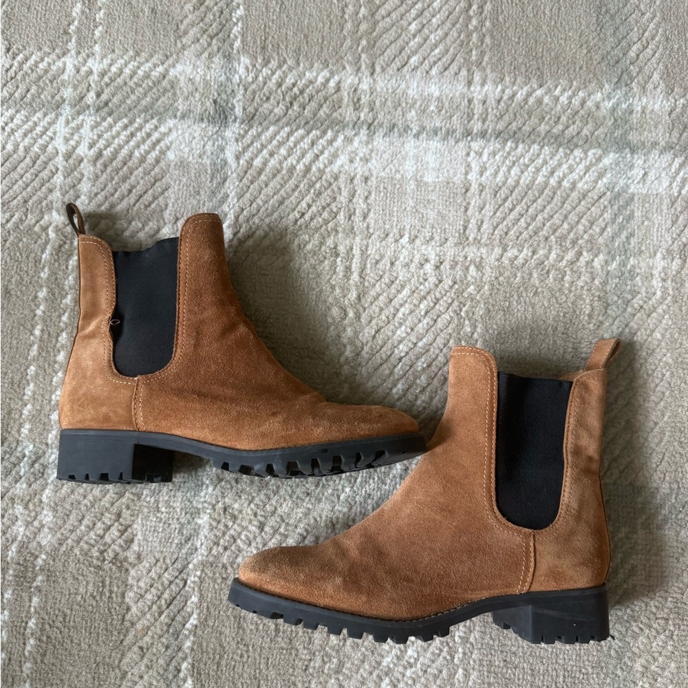 Soludos Tan Suede Ankle Boots in Women’s size 9
